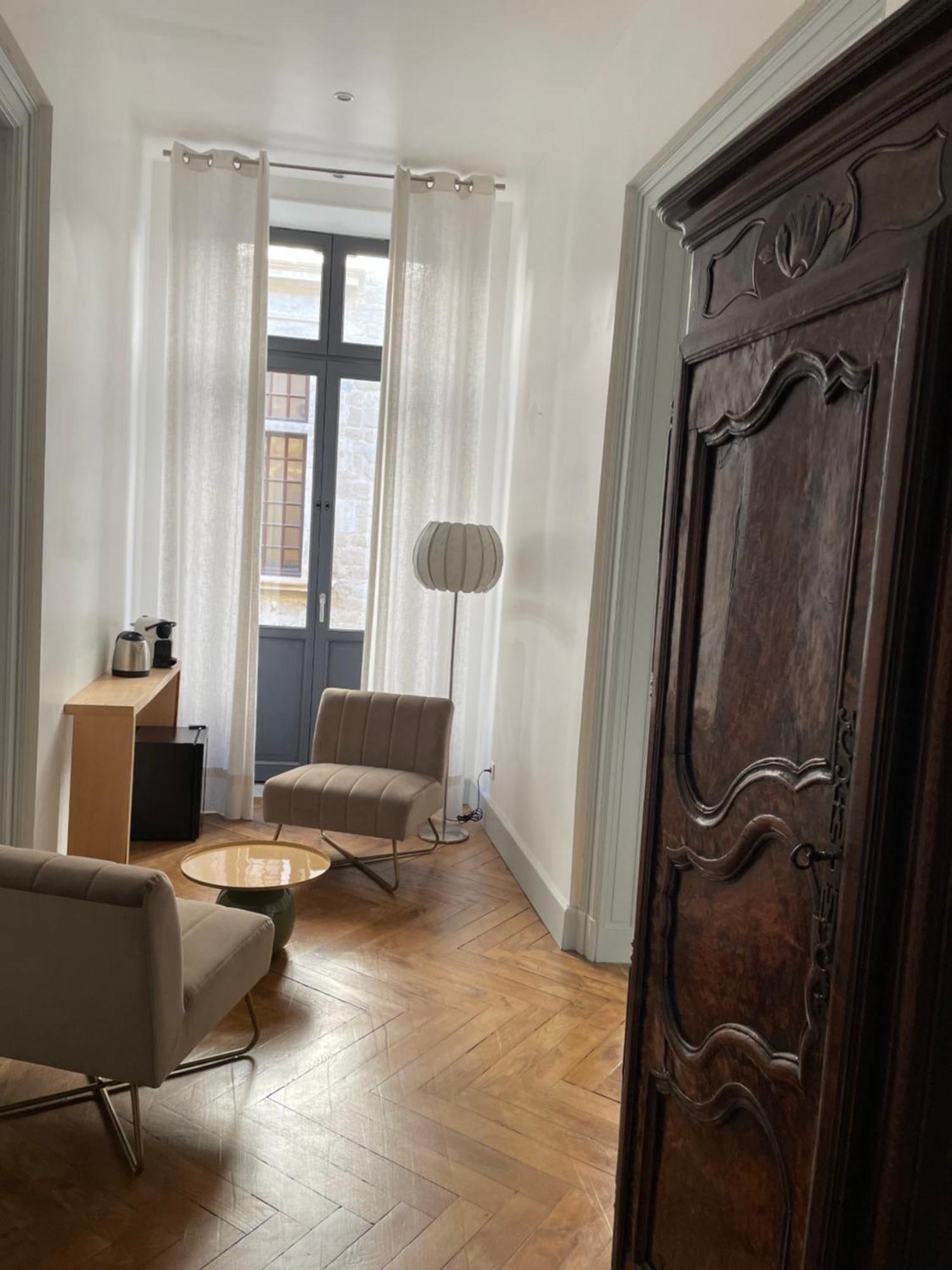 Les D'aime Bed & Breakfast 3*